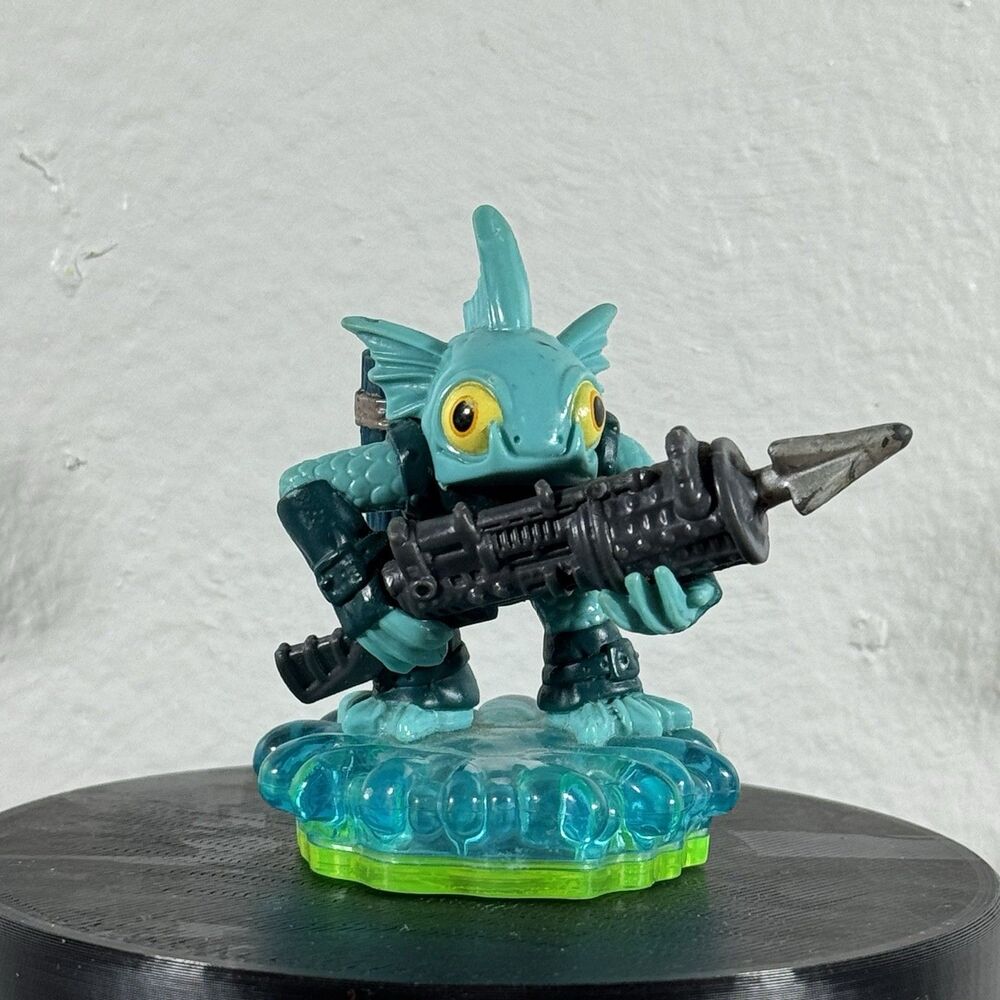 Skylanders Giants Gill Grunt Gillman Monster Figure 2011 Spyros Adventure
